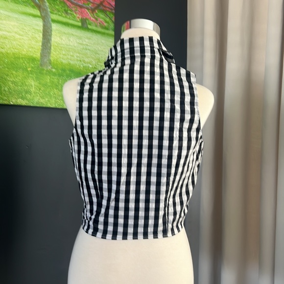 Guess Jeans checkered gingham tie front top - Picture 5 of 10